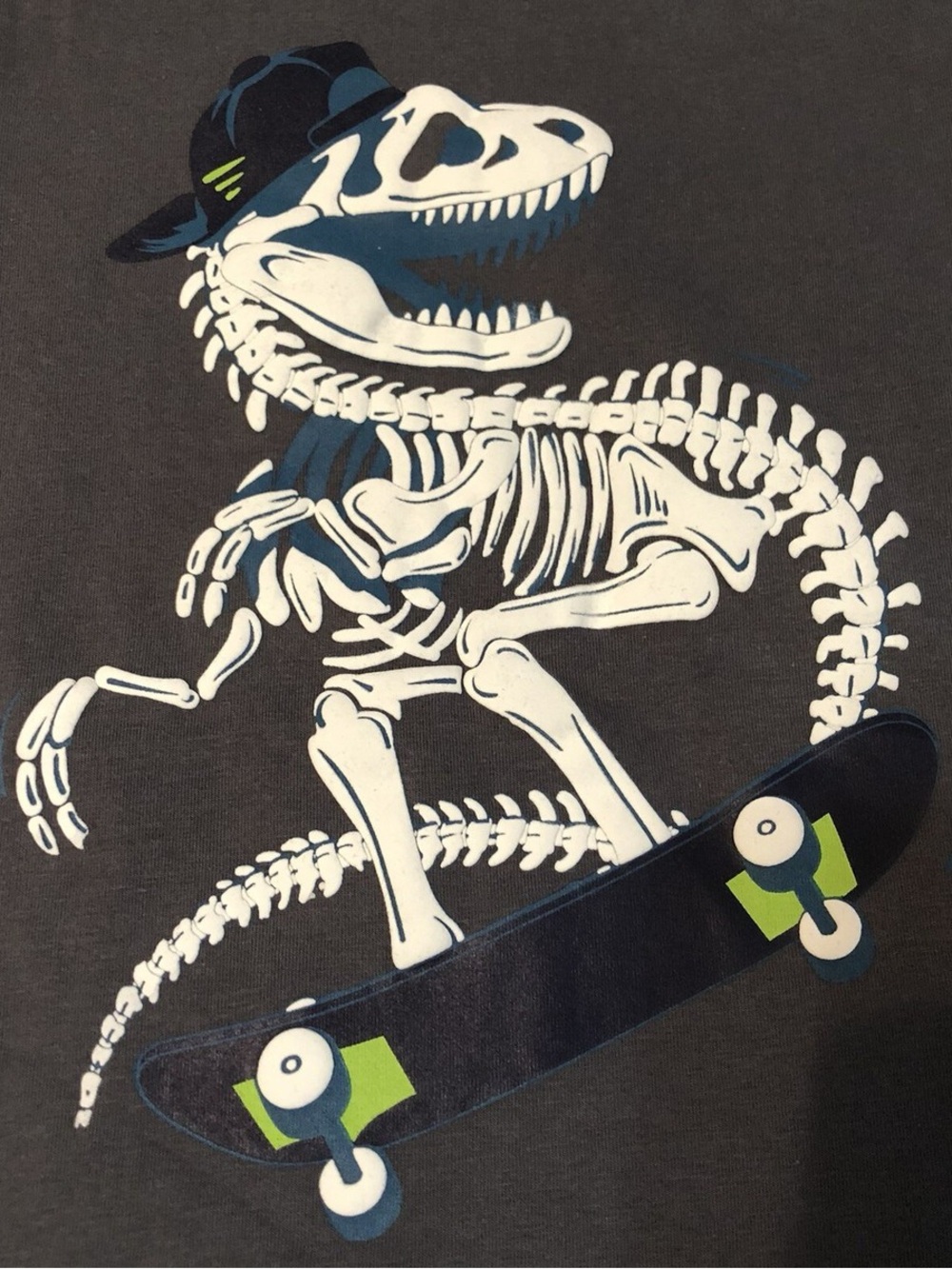 Tommy Bahama boys dinosaur skakeboard short sleeve t shirt size 24M Gray Crew - Picture 2 of 4